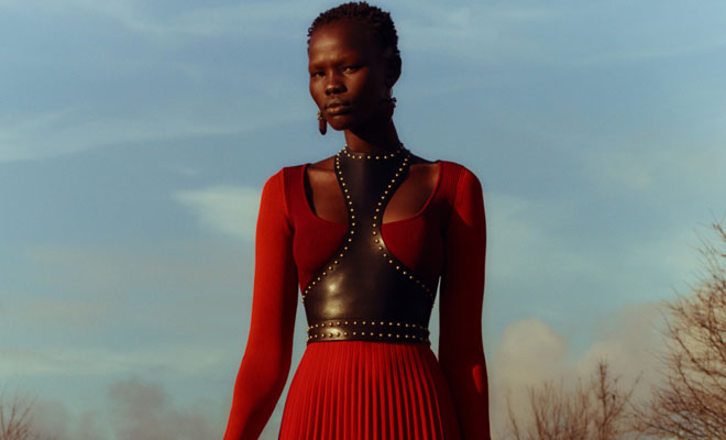 LOOKBOOK: Alexander McQueen Pre-Fall 2018 Collection