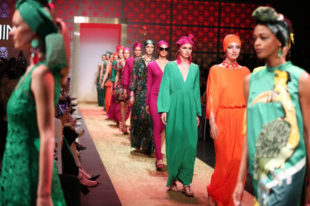 #MBFW Berlin: Marc Cain SS19 - Le Riad - A Colourful Journey with ...
