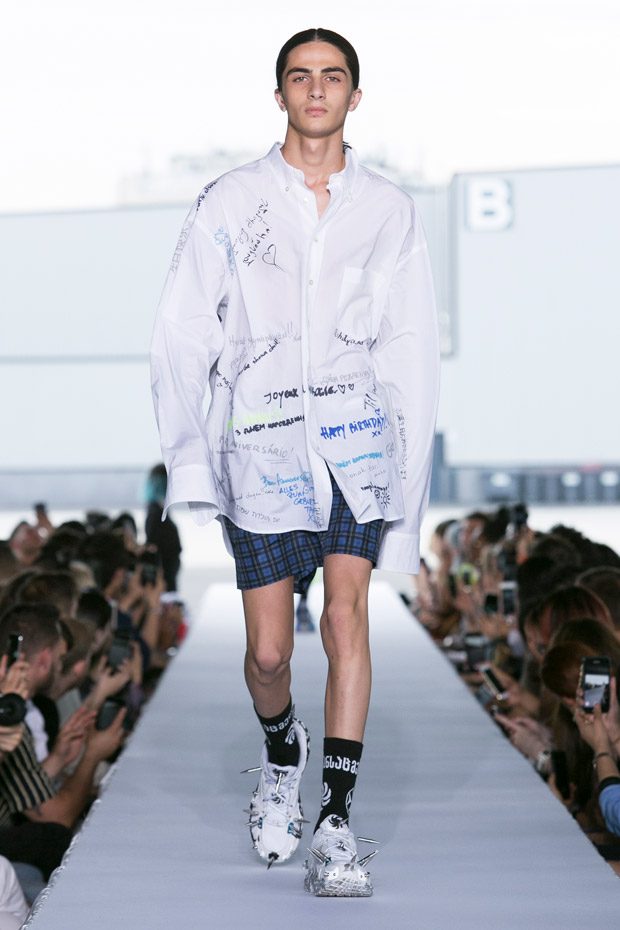 Vetements Spring / Summer 2019 Menswear — DSTNGR