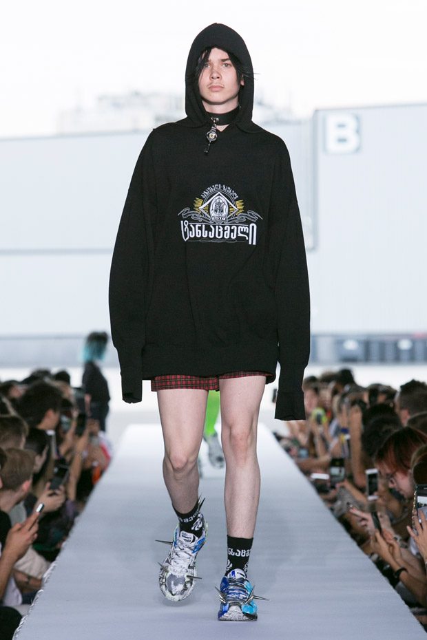 Vetements Spring/Summer 2019 - fashionotography