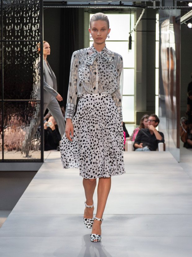 Discover RICCARDO TISCI s First Collection for BURBERRY