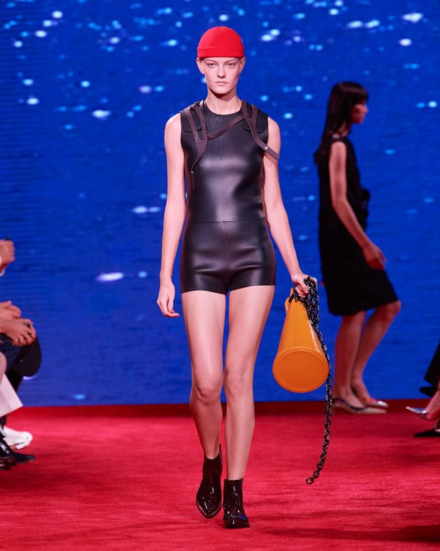 CALVIN KLEIN 205W39NYC