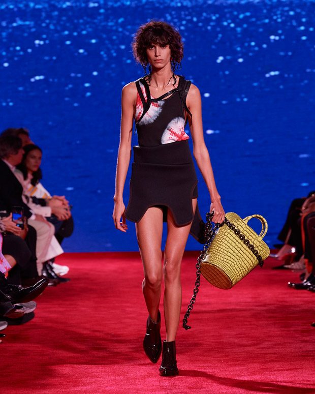 CALVIN KLEIN 205W39NYC