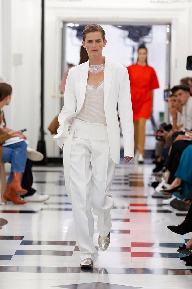 VICTORIA BECKHAM