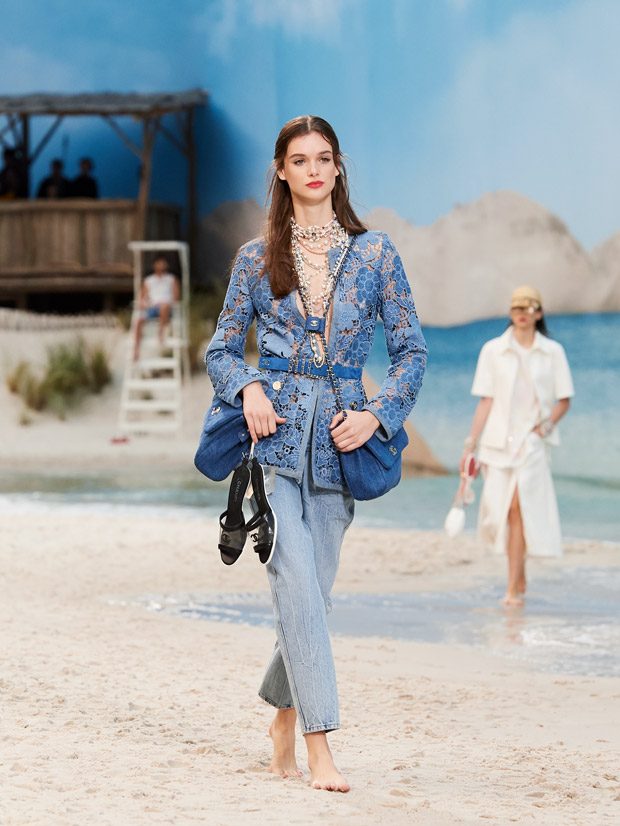 Chanel denim deals jacket 2019