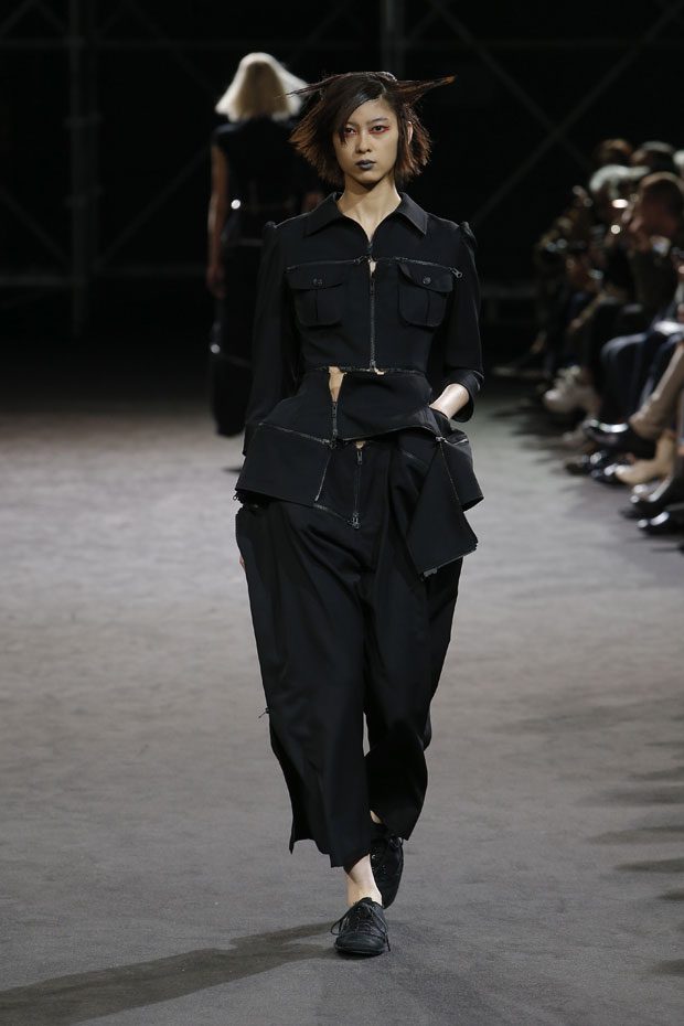 #PFW: YOHJI YAMAMOTO Spring Summer 2019 Collection