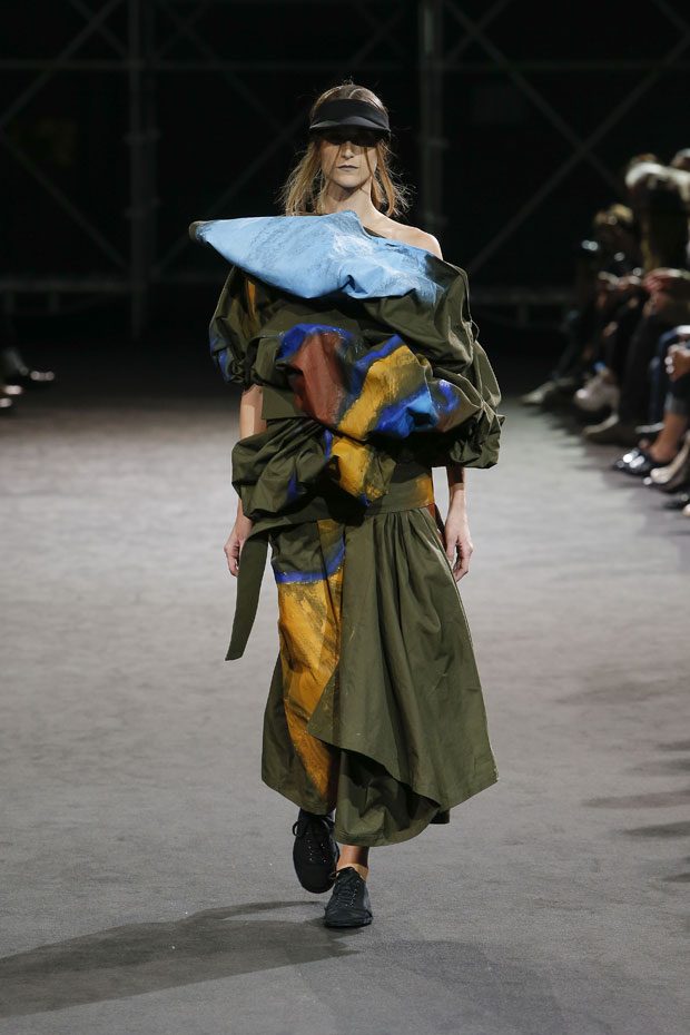 #PFW: YOHJI YAMAMOTO Spring Summer 2019 Collection