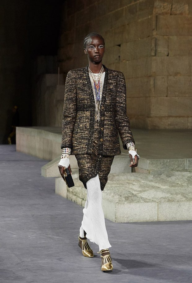 CHANEL METIERS D'ART 2018/19 PARIS - NEW YORK COLLECTION