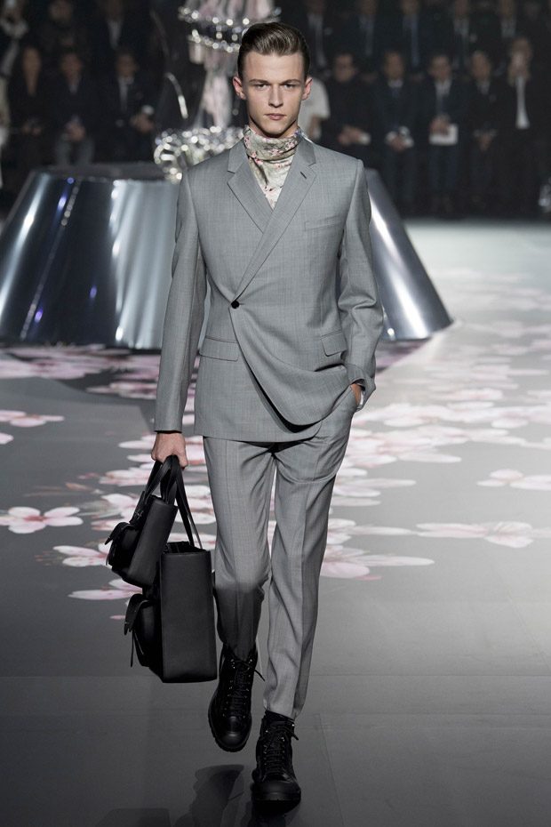 Heritage Meets Modernity: DIOR HOMME Pre-Fall 2019 Collection