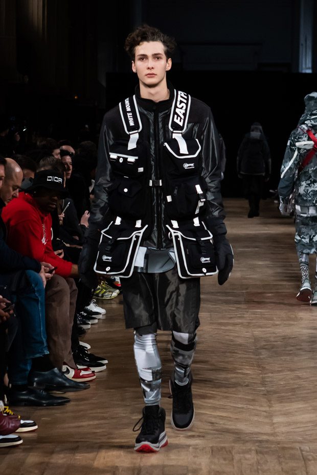 WHITE MOUNTAINEERING