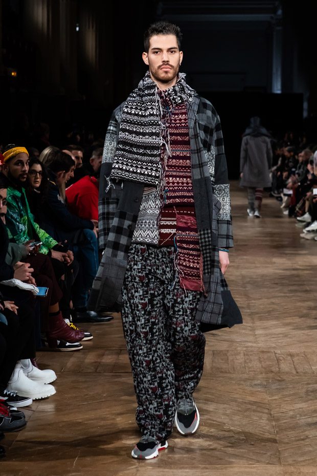 WHITE MOUNTAINEERING