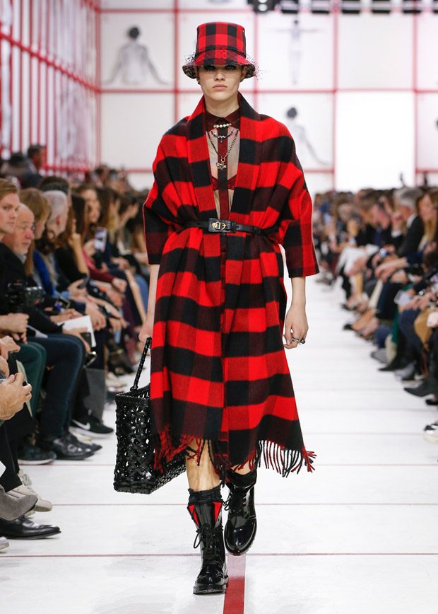 PFW: DIOR Fall Winter 2019.20 Womenswear Collection