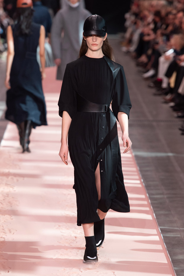 MFW: SPORTMAX Fall Winter 2019.20 Collection
