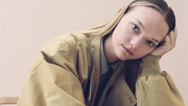 Amber Valletta - DSCENE