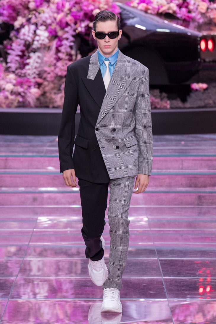 VERSACE