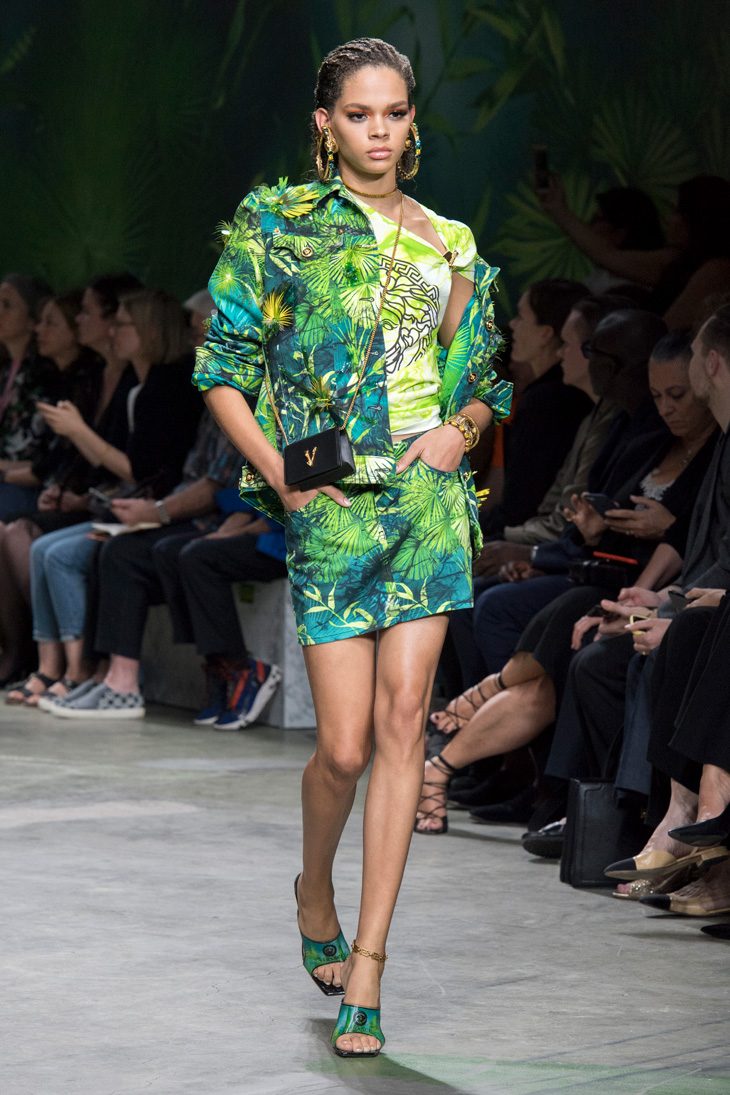 VERSACE WOMEN SS20  Fashion, Women's summer fashion, Summer