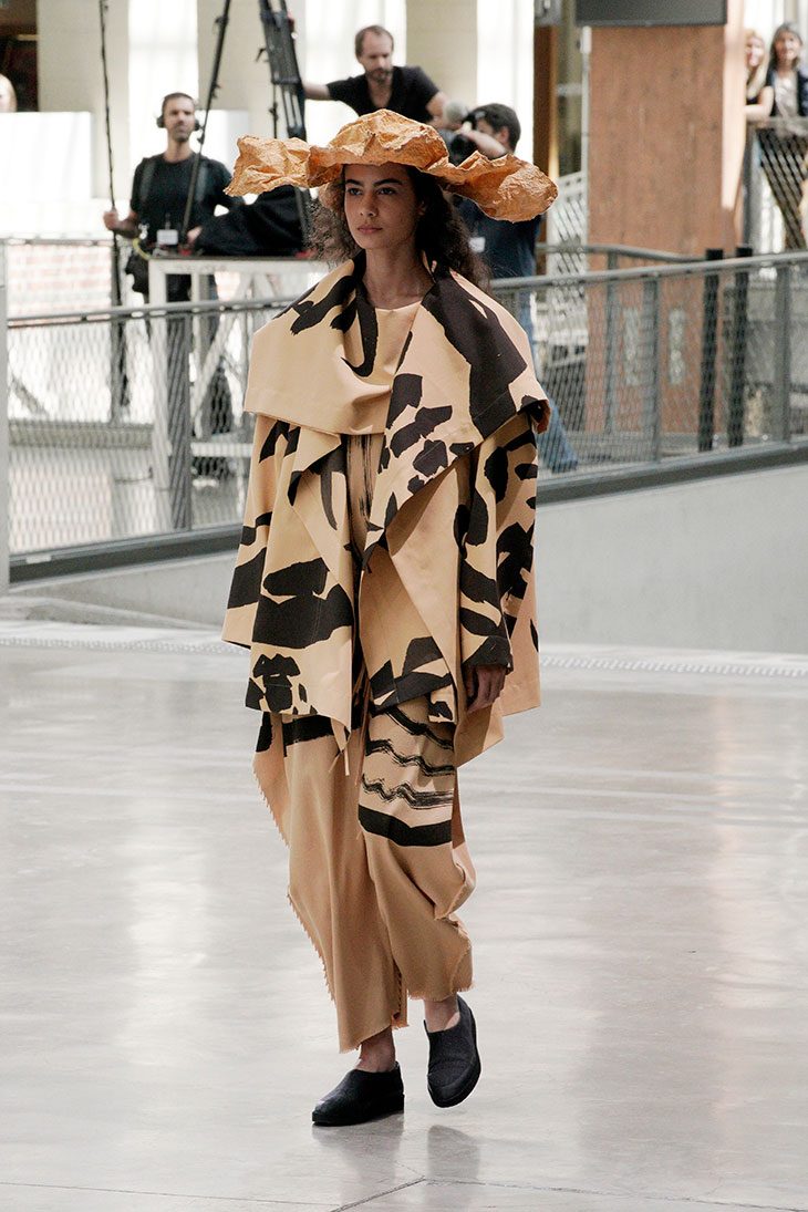 Baked Fashion Collections : designer Issey Miyake