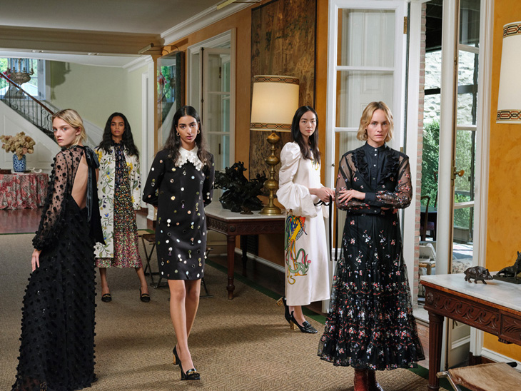 This Holiday Tory Burch Celebrates a New Kind of Family