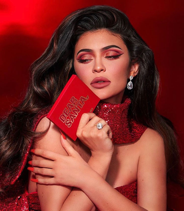 Kylie Jenner sells stake in cosmetics company for $600m - Latest News