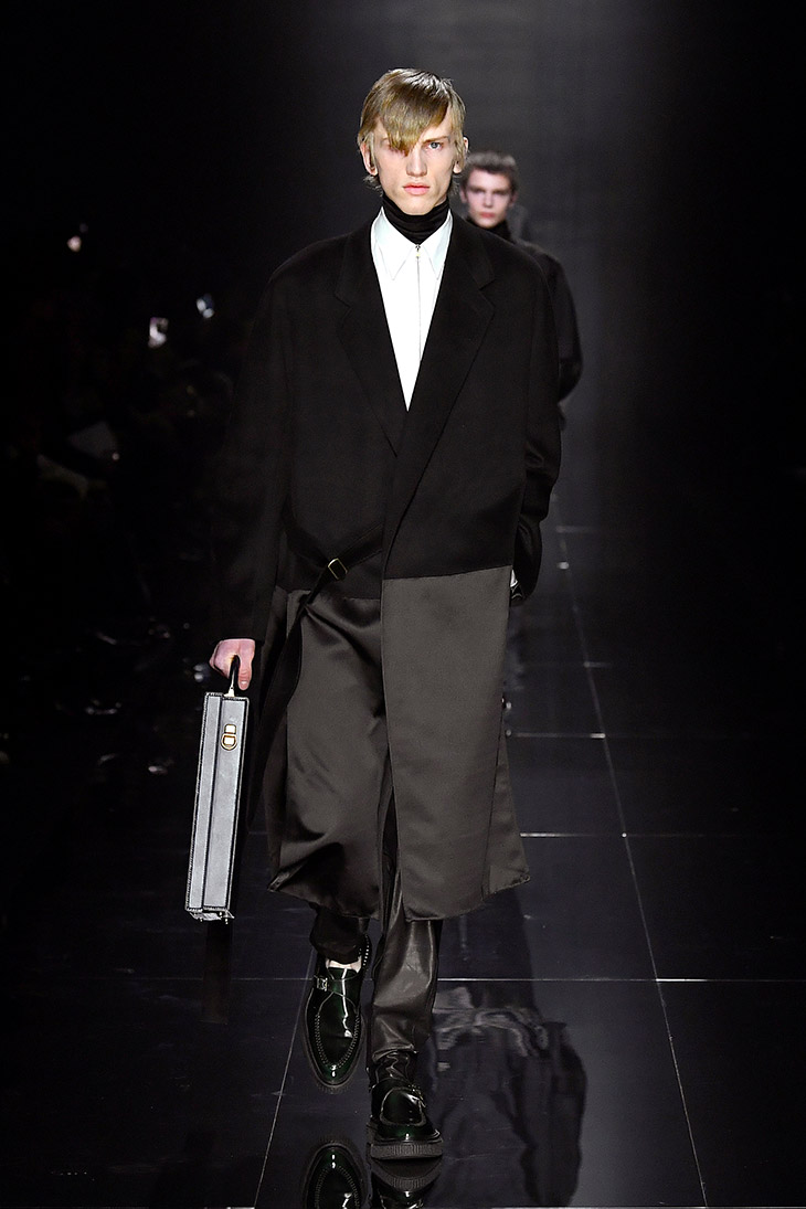 PFW: DUNHILL Fall Winter 2020.21 Menswear Collection - DSCENE