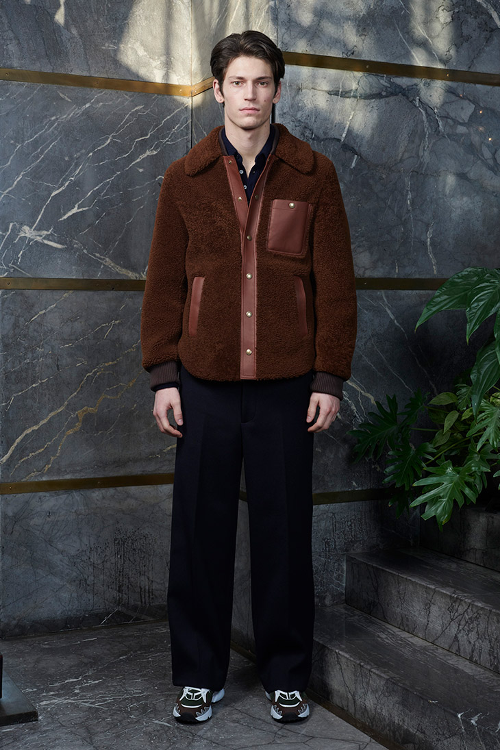 TOD'S