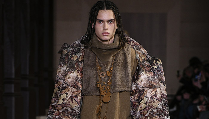 WHITE MOUNTAINEERING