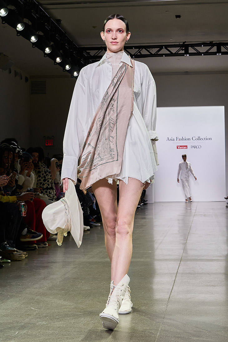 ASIA FASHION COLLECTION