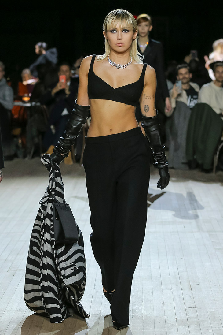 MARC JACOBS