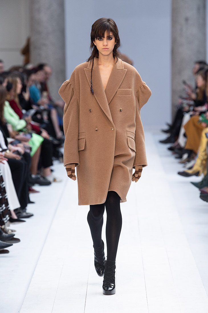 MFW: MAX MARA Fall Winter 2020.21 Womenswear Collection