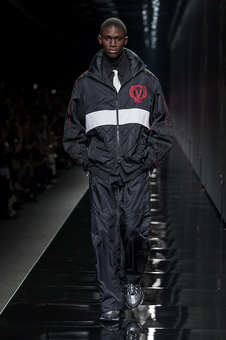 VERSACE