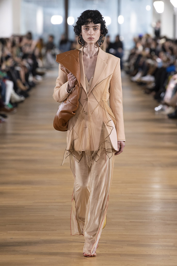 PFW: Y/PROJECT Fall Winter 2020.21 Womenswear Collection