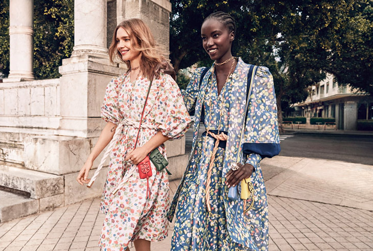 Natalia Vodianova & Anok Yai Model Tory Burch Summer 2020 Looks