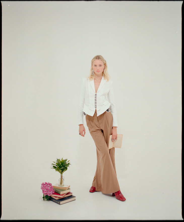 DESIGN SCENE STYLE