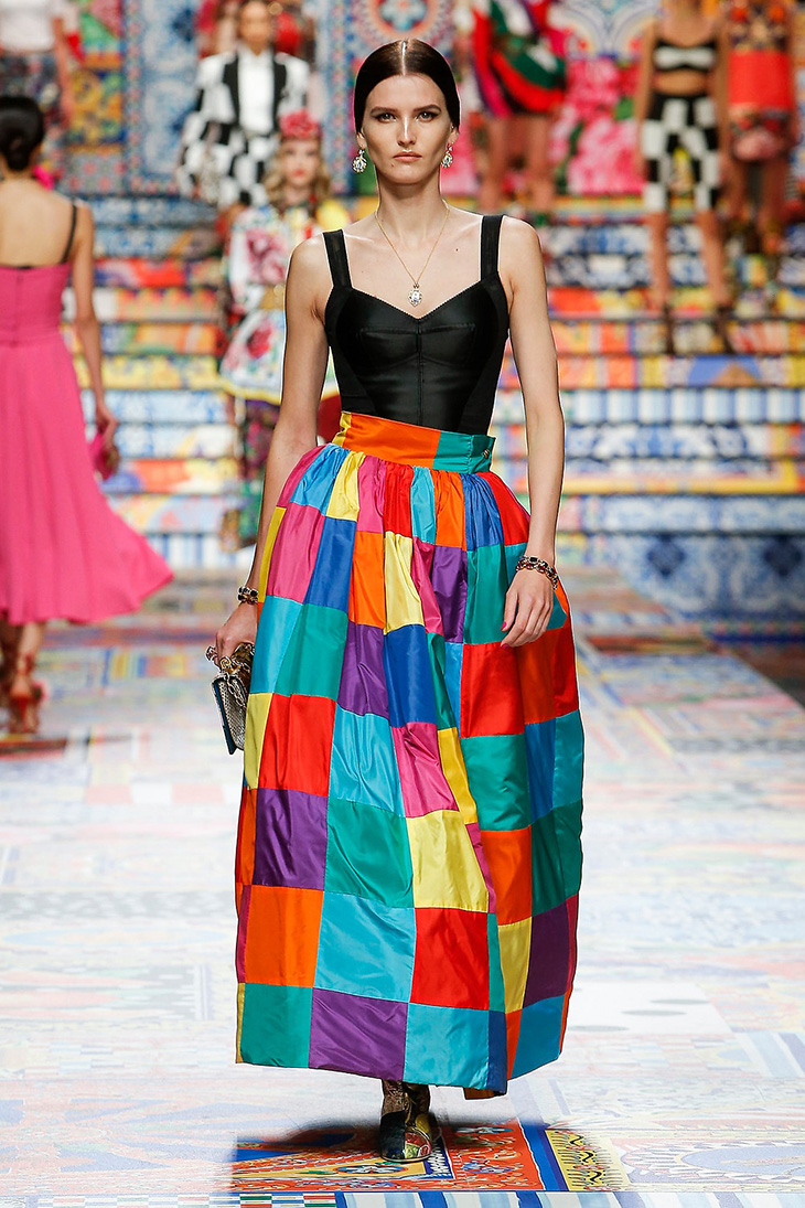 dolce and gabbana summer dress