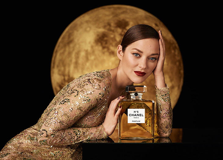 Allieret Ko godtgørelse Marion Cotillard is the new Face of Chanel N°5 Fragrance