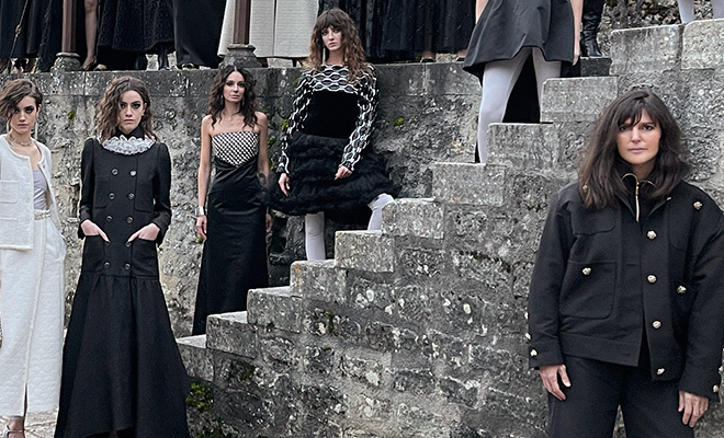 Discover Chanel 2020/21 Métiers d’art Collection