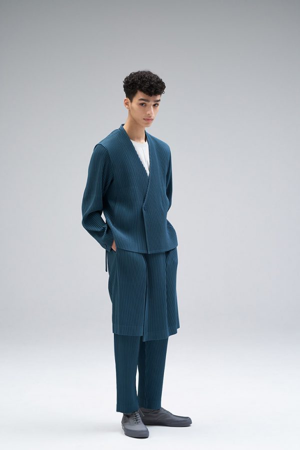 homme plissé issey miyake black pleated trousers