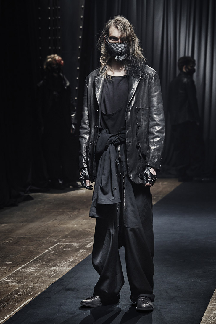 PFW: YOHJI YAMAMOTO POUR HOMME Fall Winter 2021.22 Collection