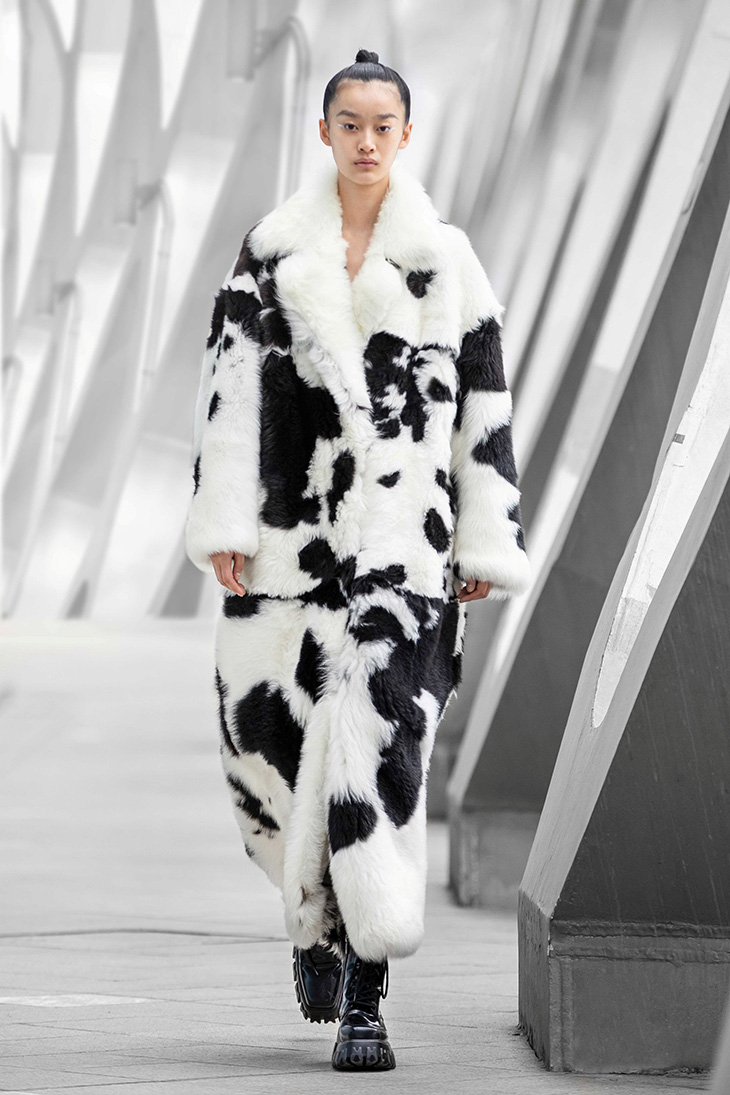 ANNAKIKI Fall Winter 2021 Collection - Milan Fashion Week
