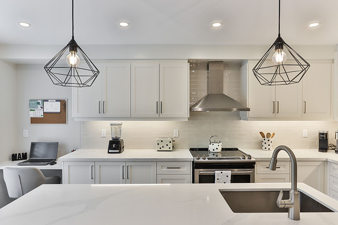 The Top 5 Benefits of Installing RTA Cabinets in Modern Kitchen