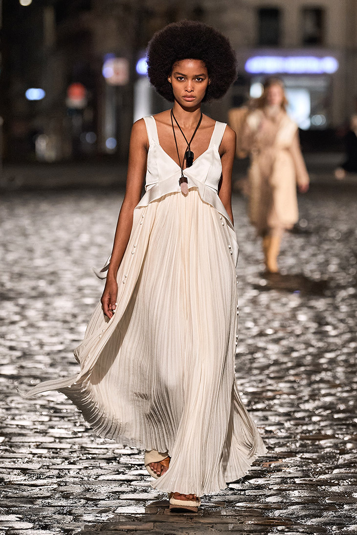 CHLOÉ