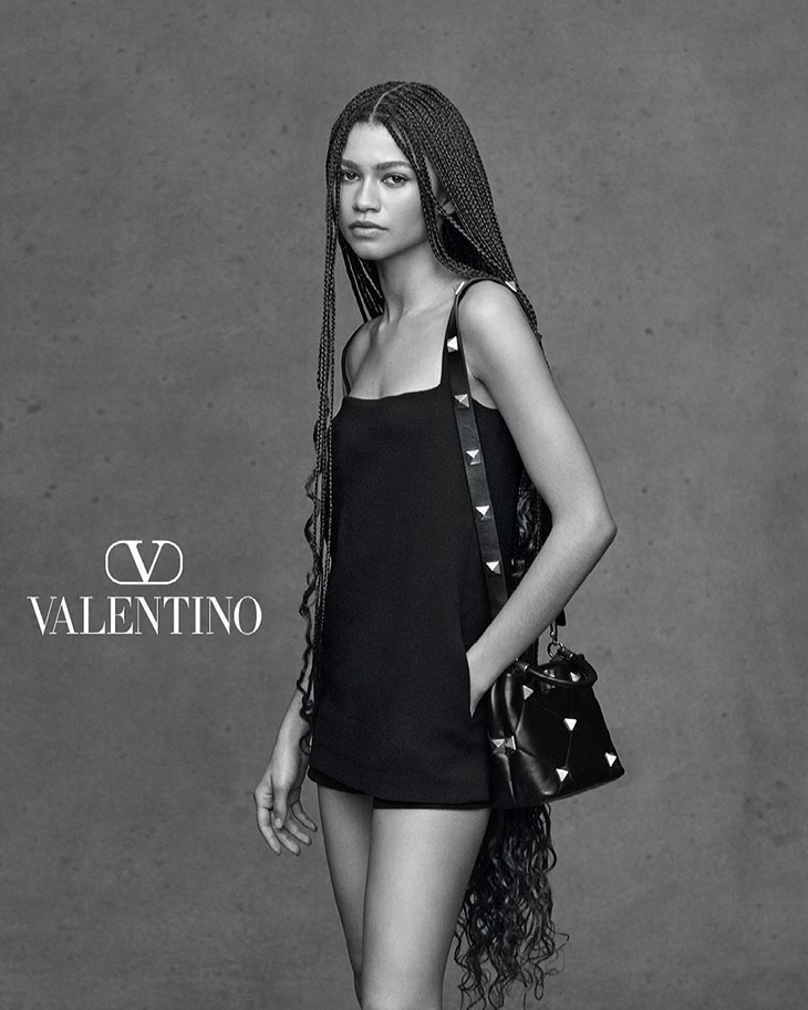 Zendaya, Jess Hu & Koki Pose in Valentino Collezione Milano Looks