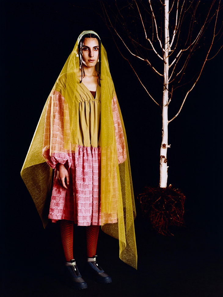 PARIA FARZANEH