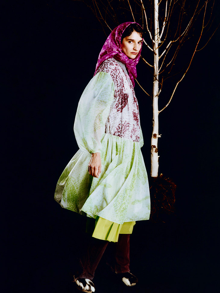PARIA FARZANEH