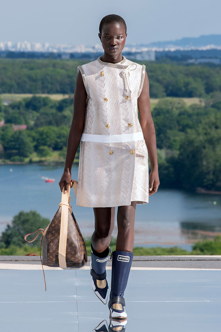 See All The Looks from LOUIS VUITTON Cruise 2022 Collection