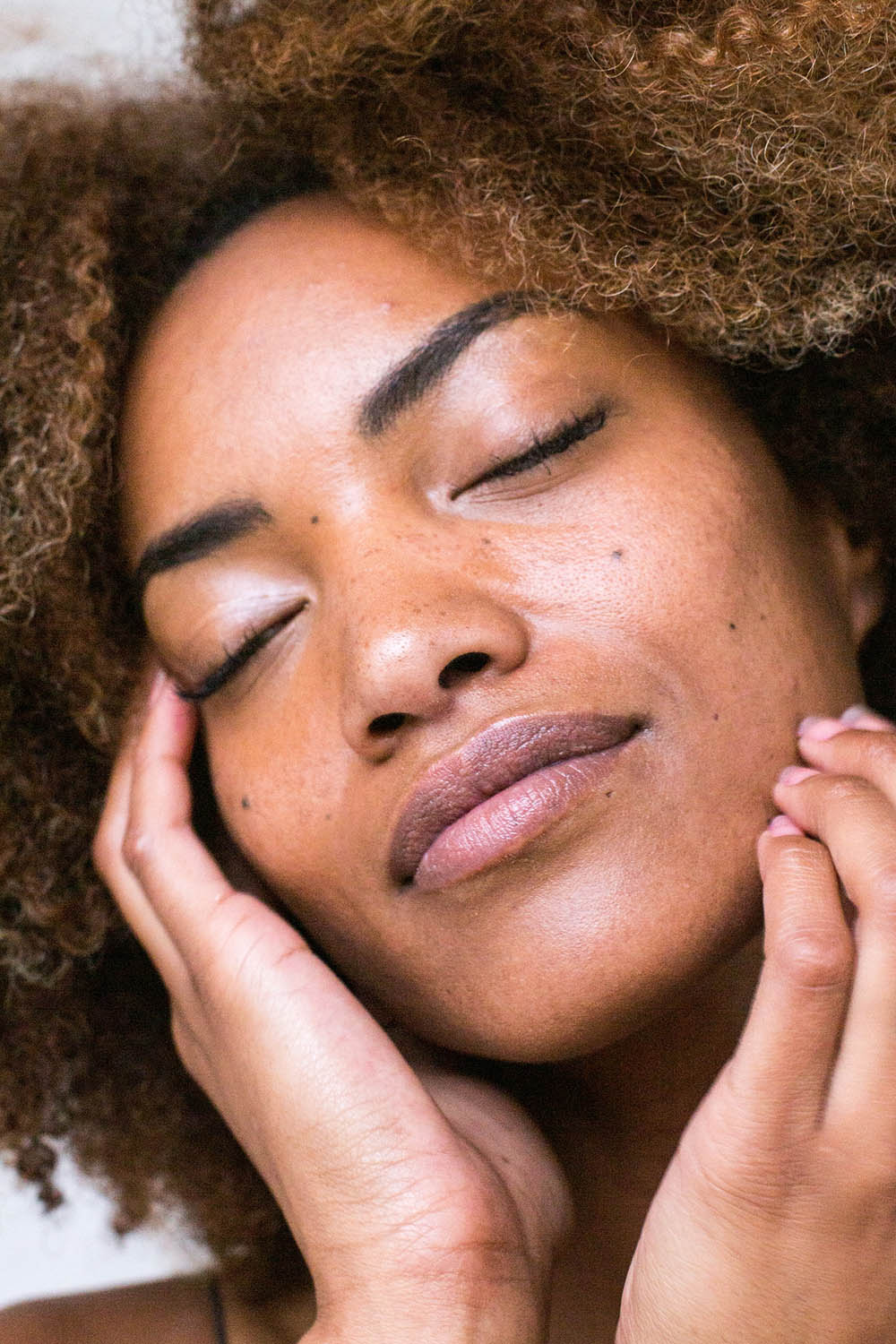DSCENE GUIDE: Tips to Clear Summer Acne