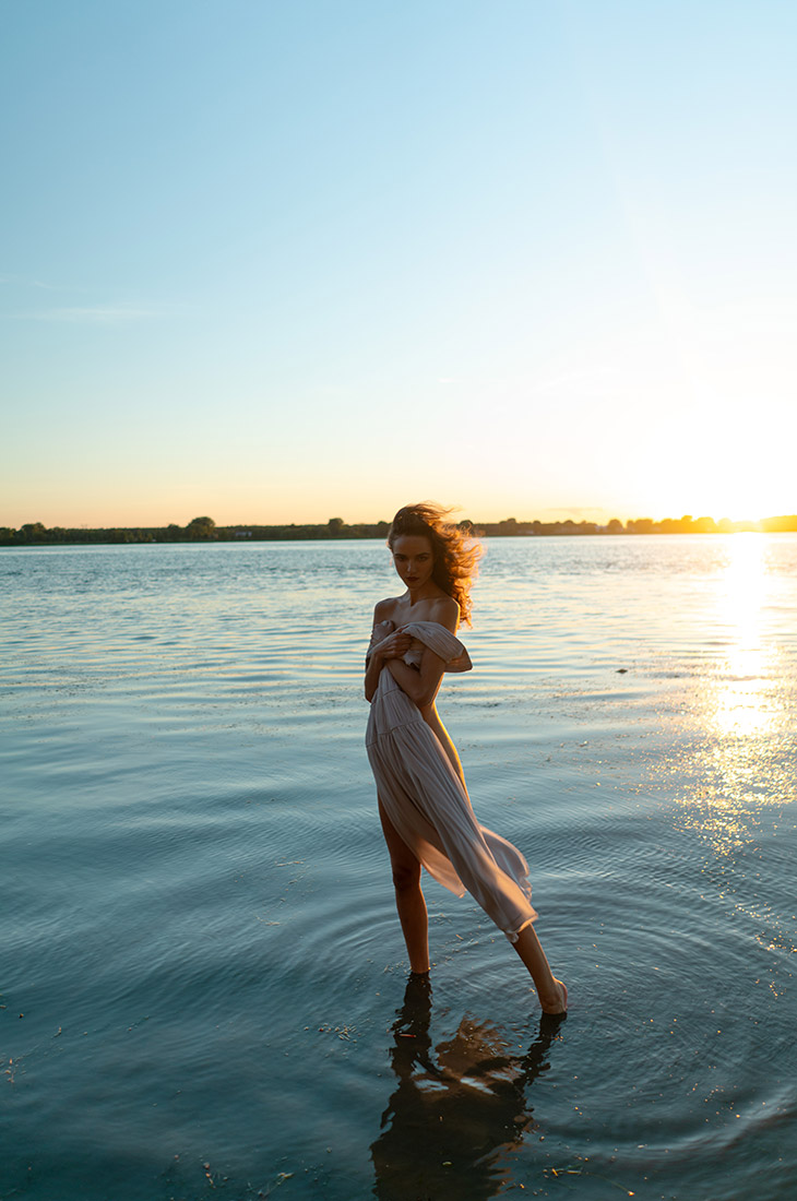 Things to Keep In Mind When Wearing Backless Dresses