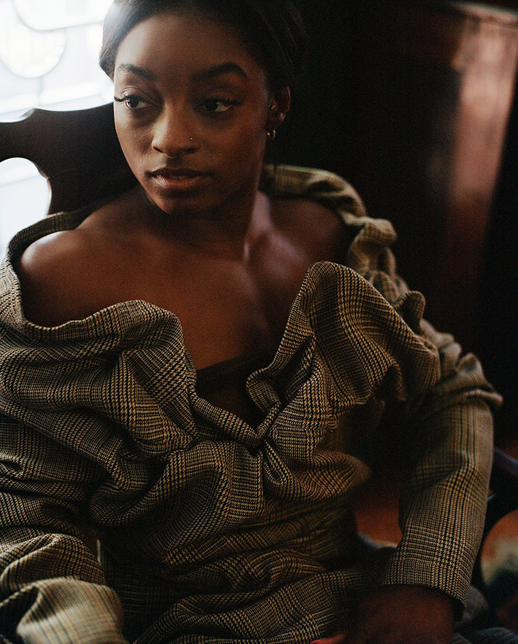 SIMONE BILES