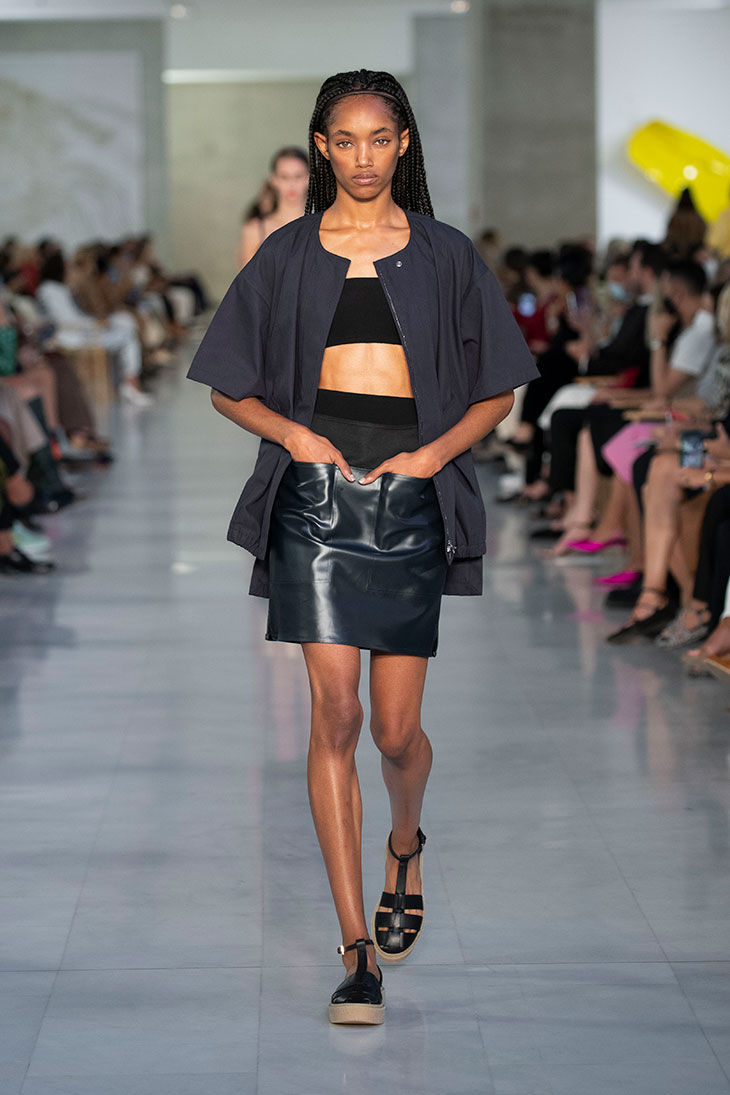 MFW: MAX MARA Spring Summer 2022 Womenswear Collection