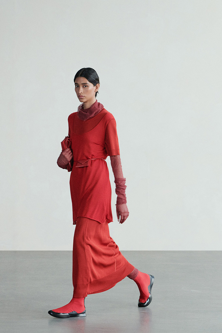 Discover The Row RTW Spring Summer 2022 Collection